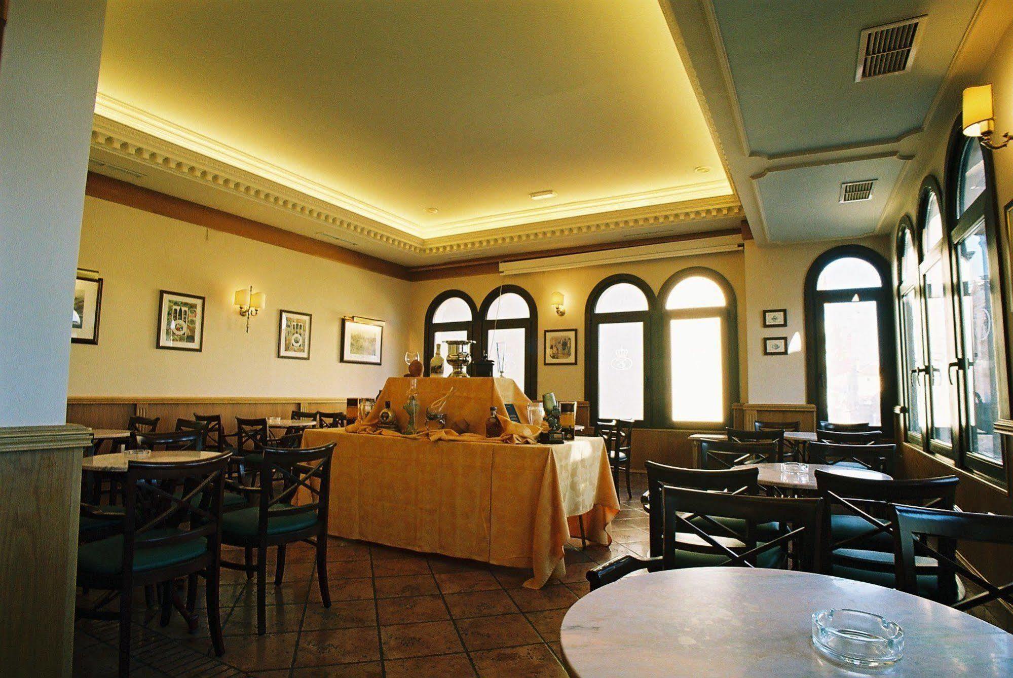 Hotel Juan Carlos I Villarrobledo Zewnętrze zdjęcie